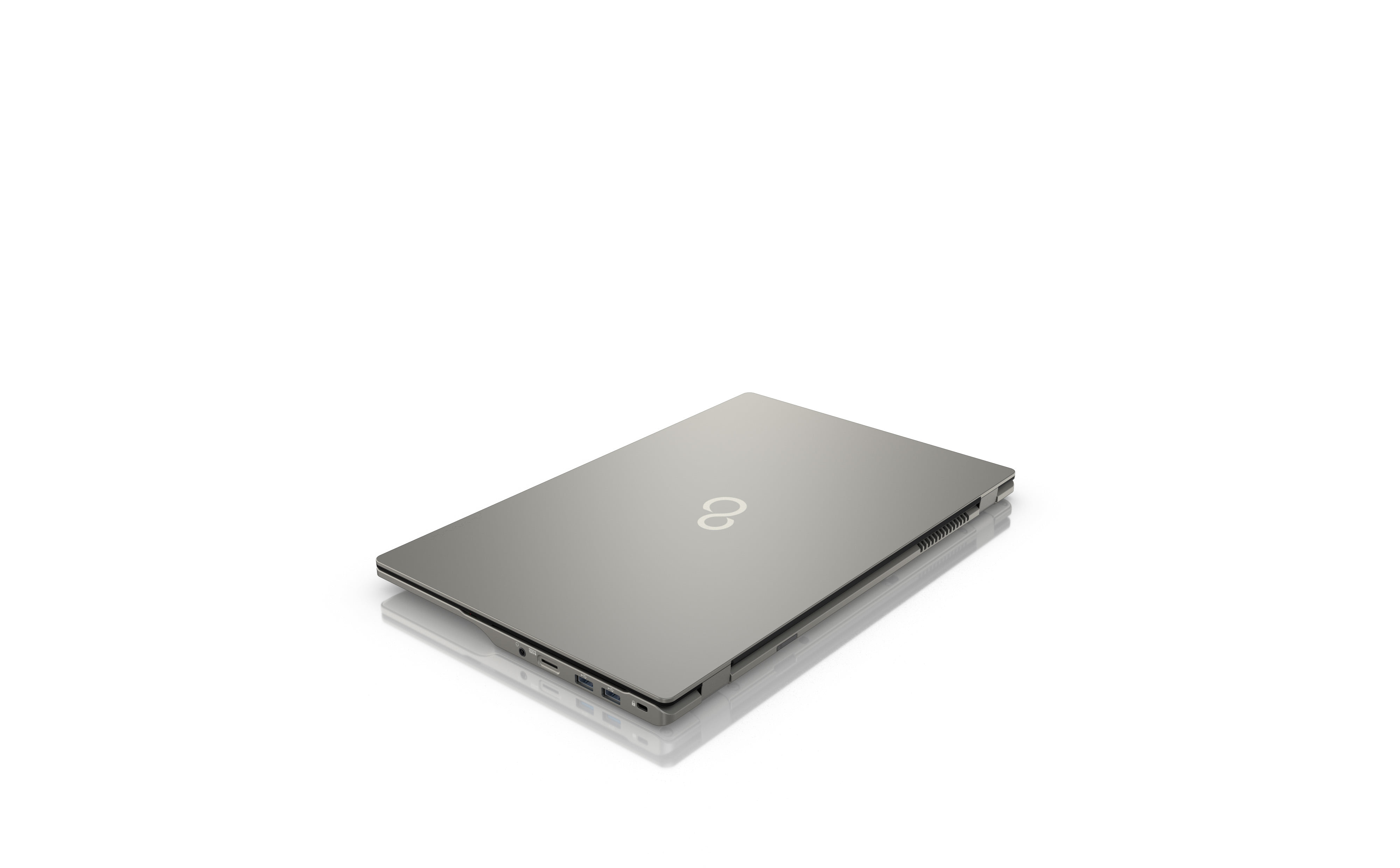 Fujitsu LIFEBOOK U7512 15.6