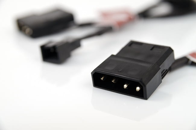 Noctua Black 12cm 3Pin To 4Pin Molex Power Adapter Cables