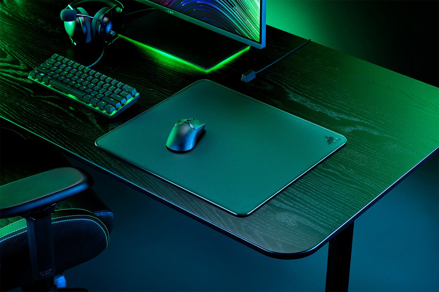 Razer Atlas Premium Tempered Glass Mat Mouse Pad