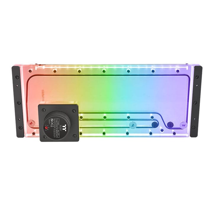 Thermaltake Pacific Core P6 DP-D5 Plus Distro Plate with Pump Combo 
