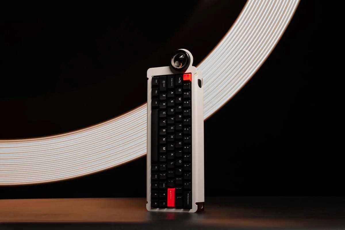 DRY STUDIO Ice Ring 63 RT Hall Effect Magnetic Switch 8K Gaming Keyboard - Moonshadow